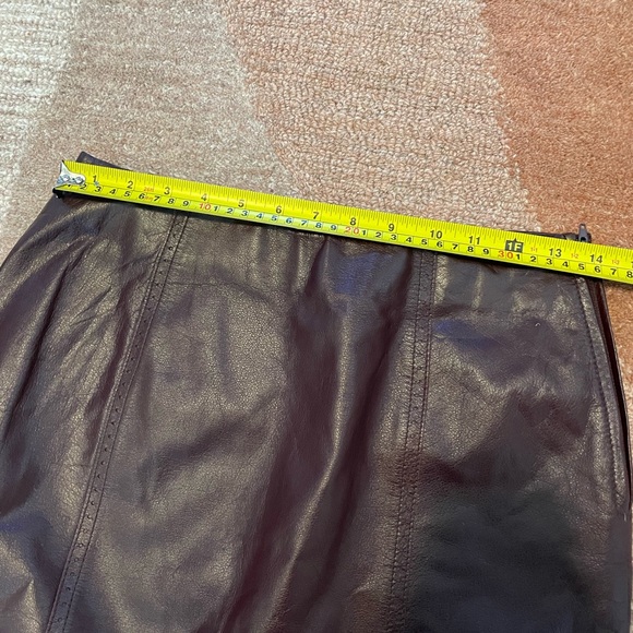 Vintage leather skirt red maroon oxblood pencil mini midi 80s 90s Danier - Picture 11 of 11